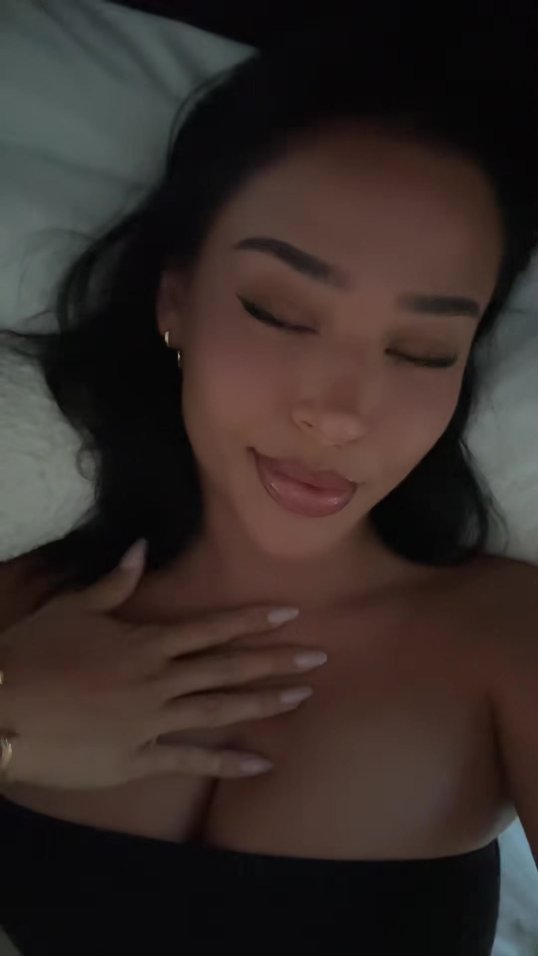 Ashlyn Castro  Video Show Body Erotic