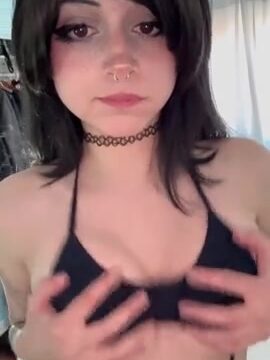 Julzzess Tits Teasing OnlyFans Video