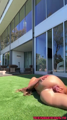 Vicraeee Queenpussybossv Nude Outdoor Dildo Ride Video Onlyfans