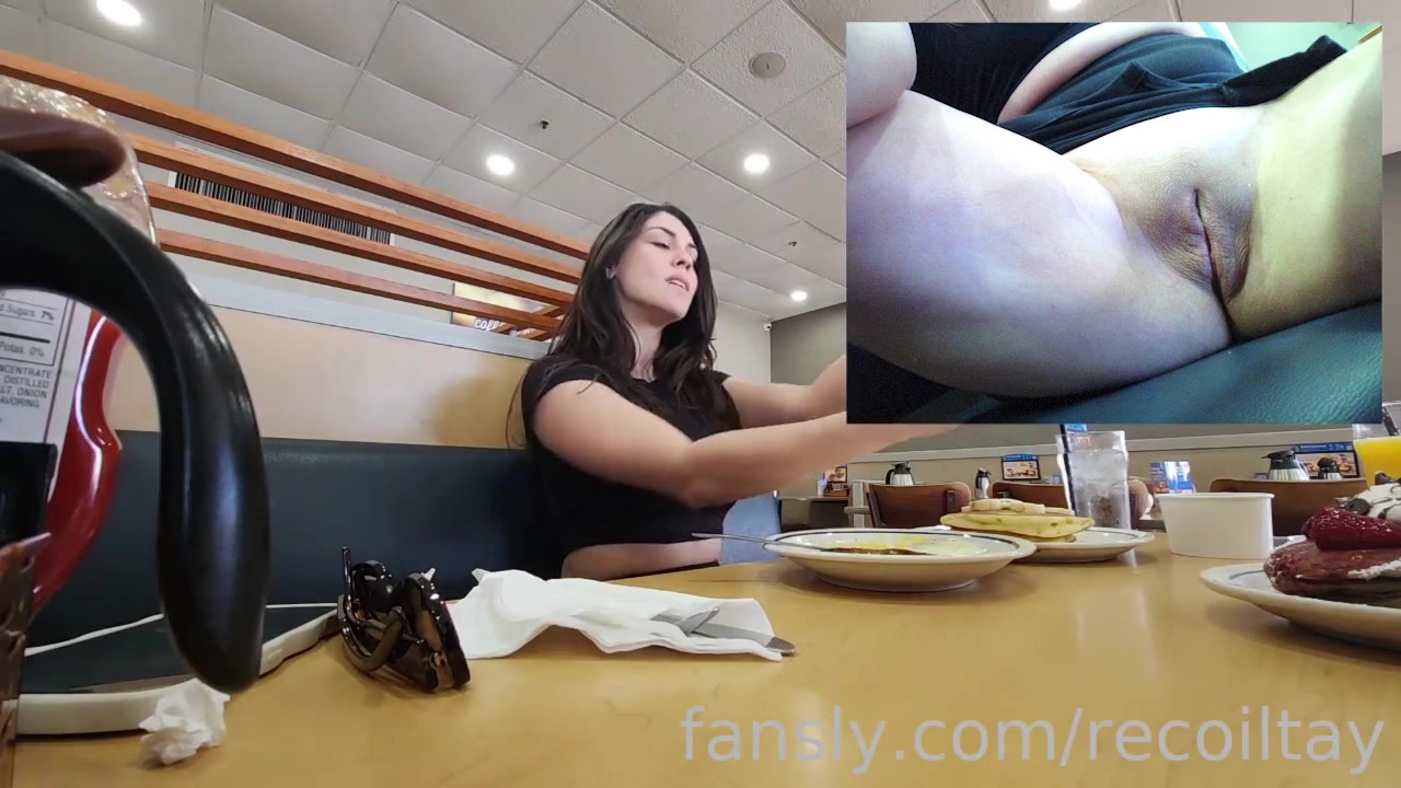 Taylor Feingold Recoil Tay Onlyfans video Finger Pussy Outside
