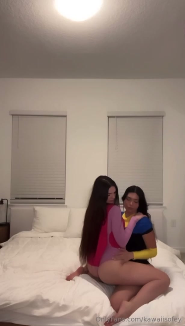 Aishah Sofey aka Kawaii Sofey Ridding GF On Bed Hot